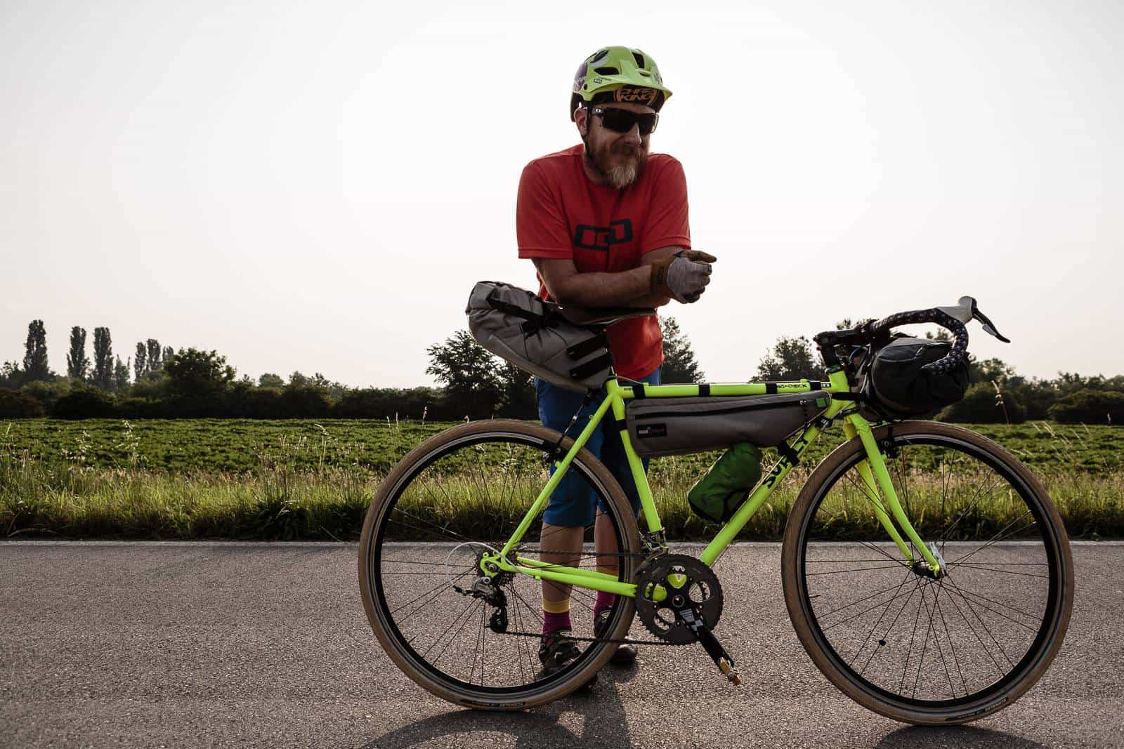 Borse da bikepacking. Foto e borse Miss Grape
