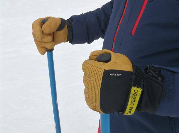 Dettaglio del guanto Level Glove Wrangler PK Brown