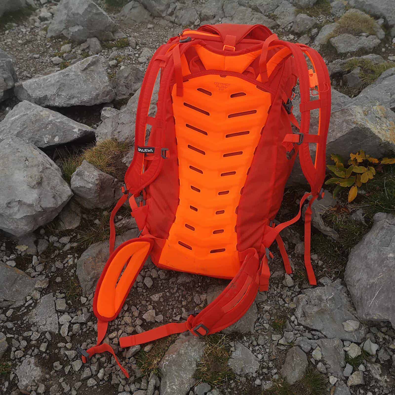 Il dorso del Salewa Apex Wall 38