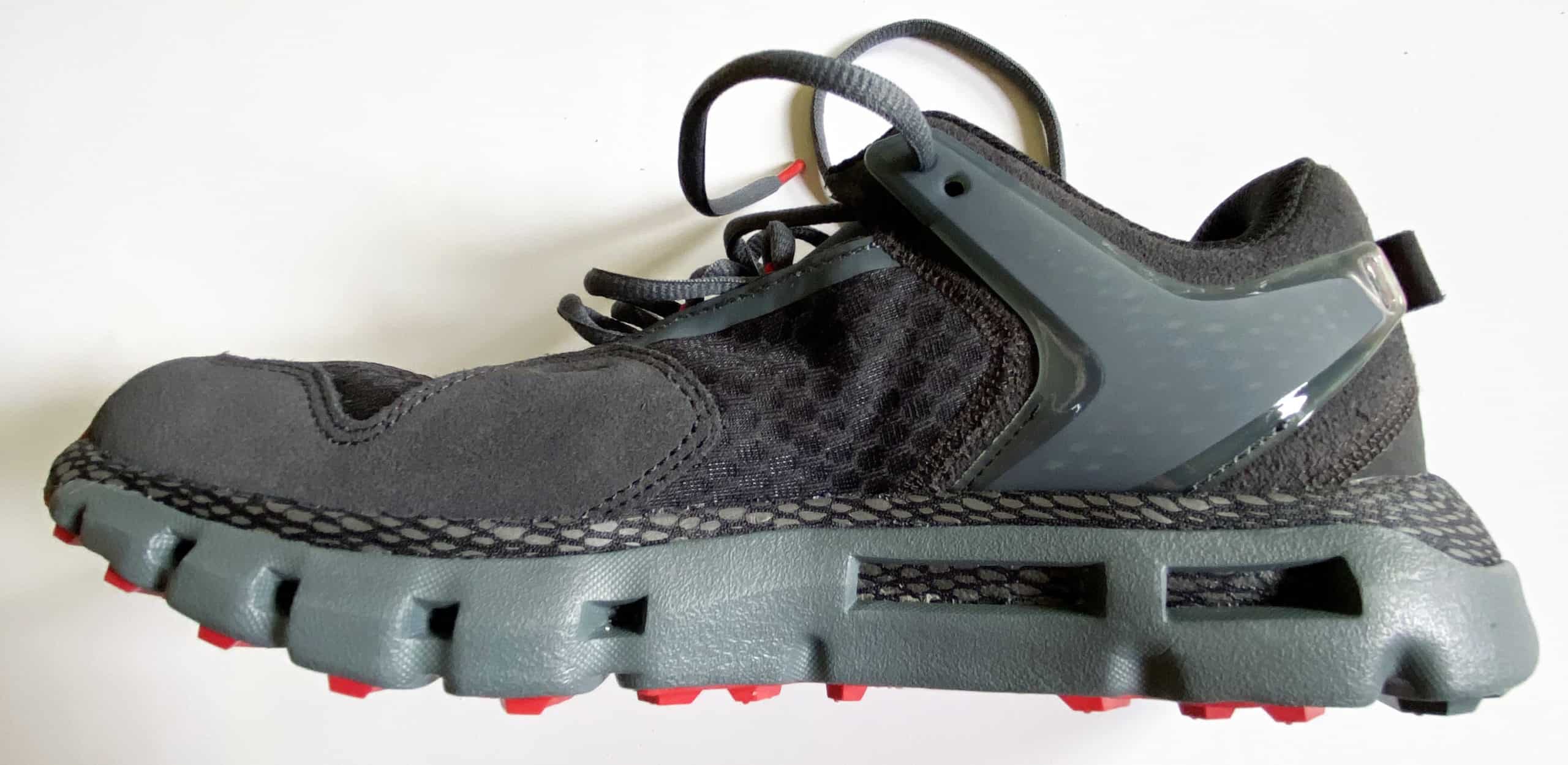 Under Armour Hovr Summit, con suola ad alto spessore