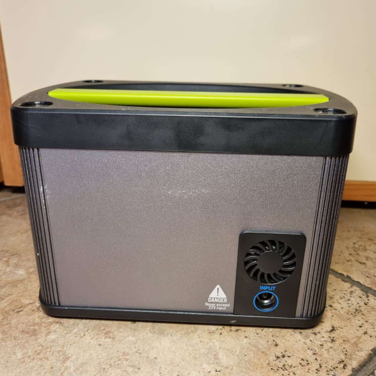  Power station Yeti 200x