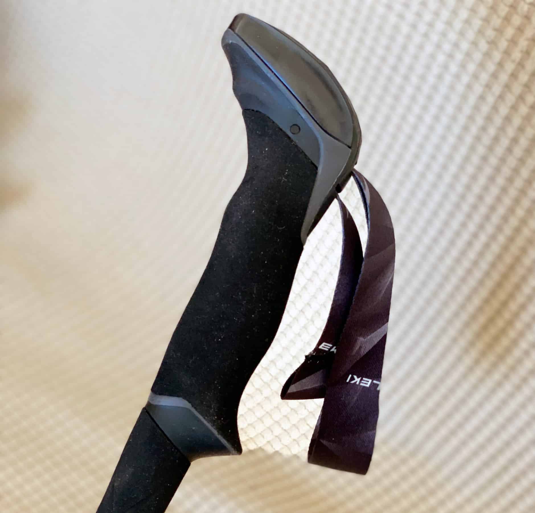 Leki Makalu FX Carbon, impugnatura ergonomica