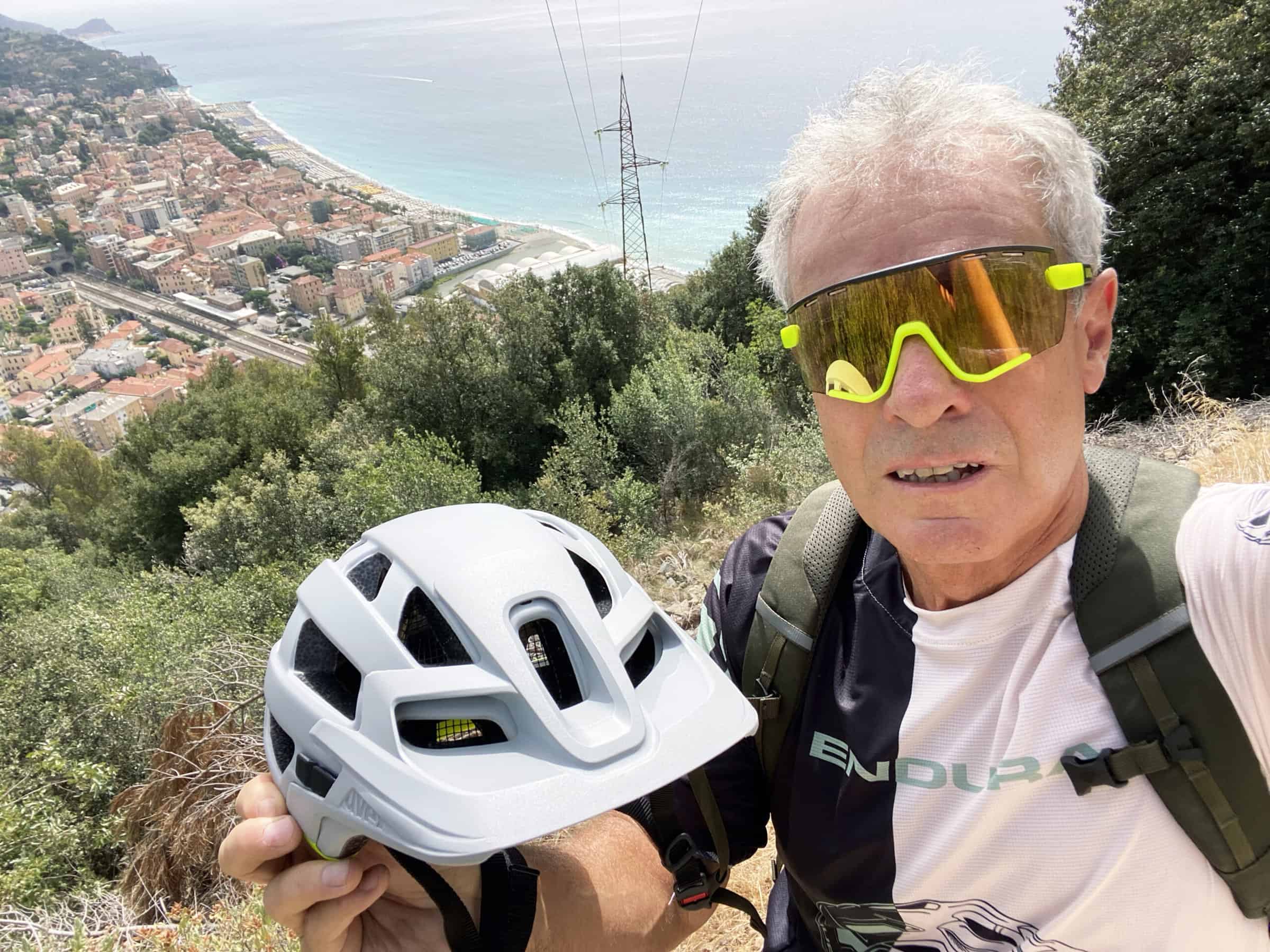 Occhiale Uvex Sportstyle 236, con lente maggiorata