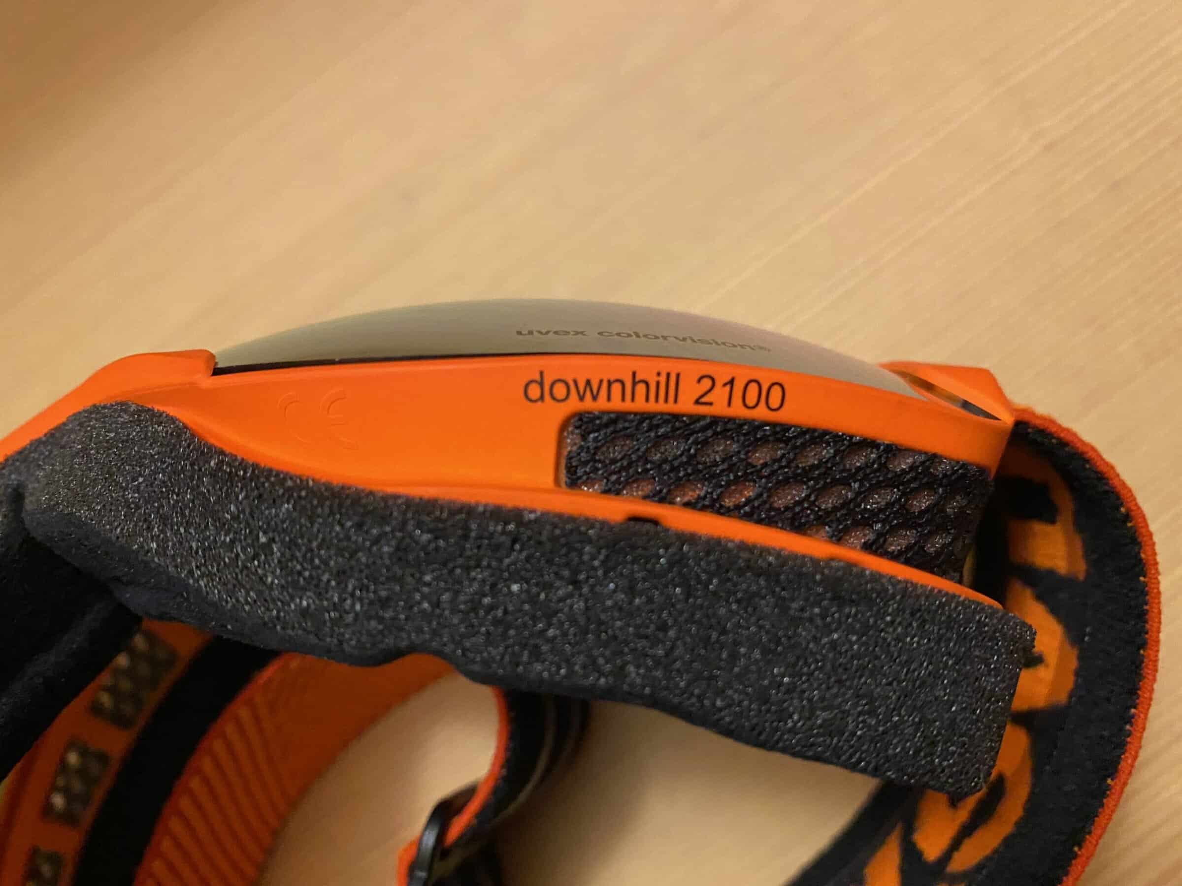 Uvex Legend 2.0 e Uvex Downhill 2100 CV