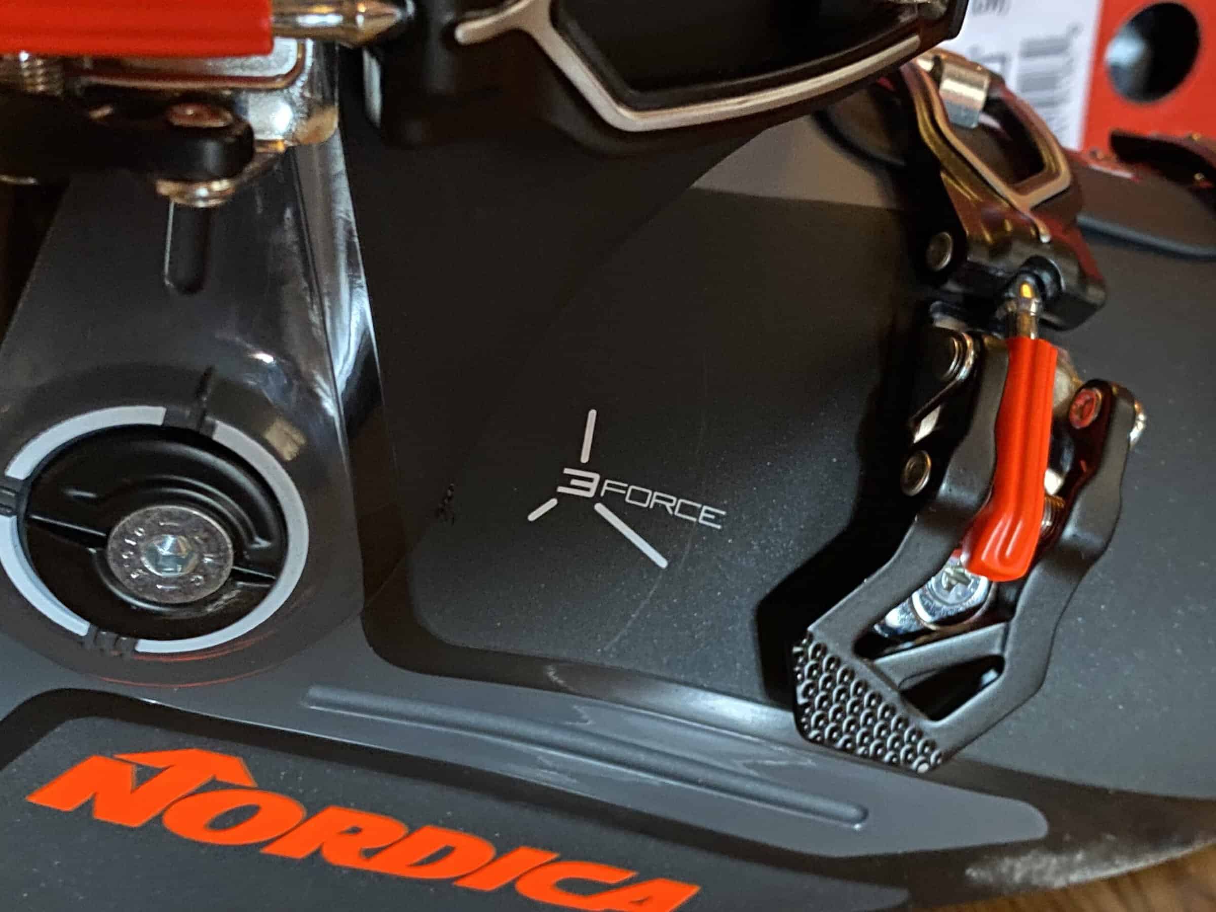 Nordica Speedmachine 3 110