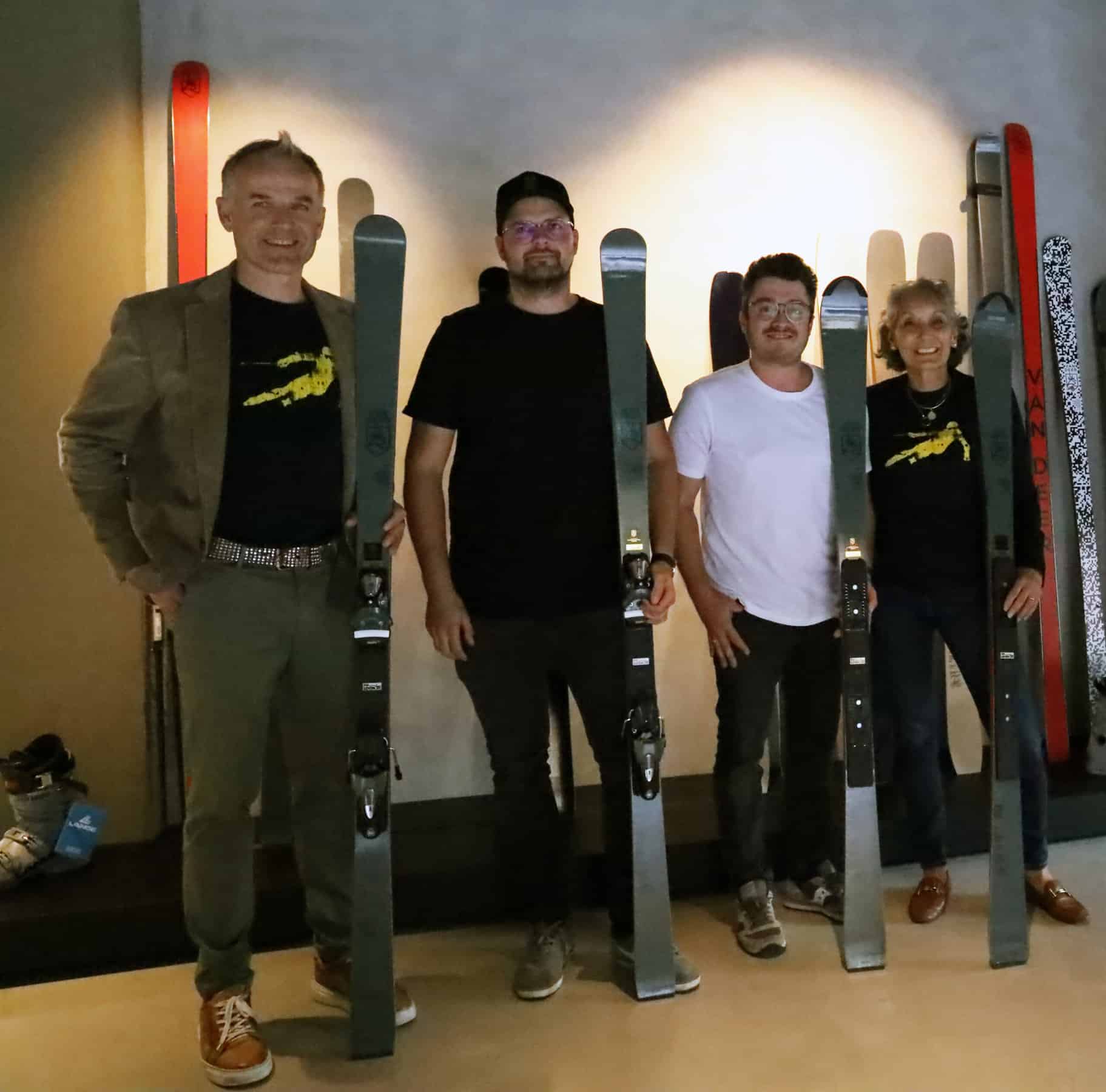 Da sin.: Kurt Ladstaetter (Rentandgo), Stefan Radmann (Van Deer), Dominic Tritscher (Van Deer), Linda Stricker (Rentandgo)