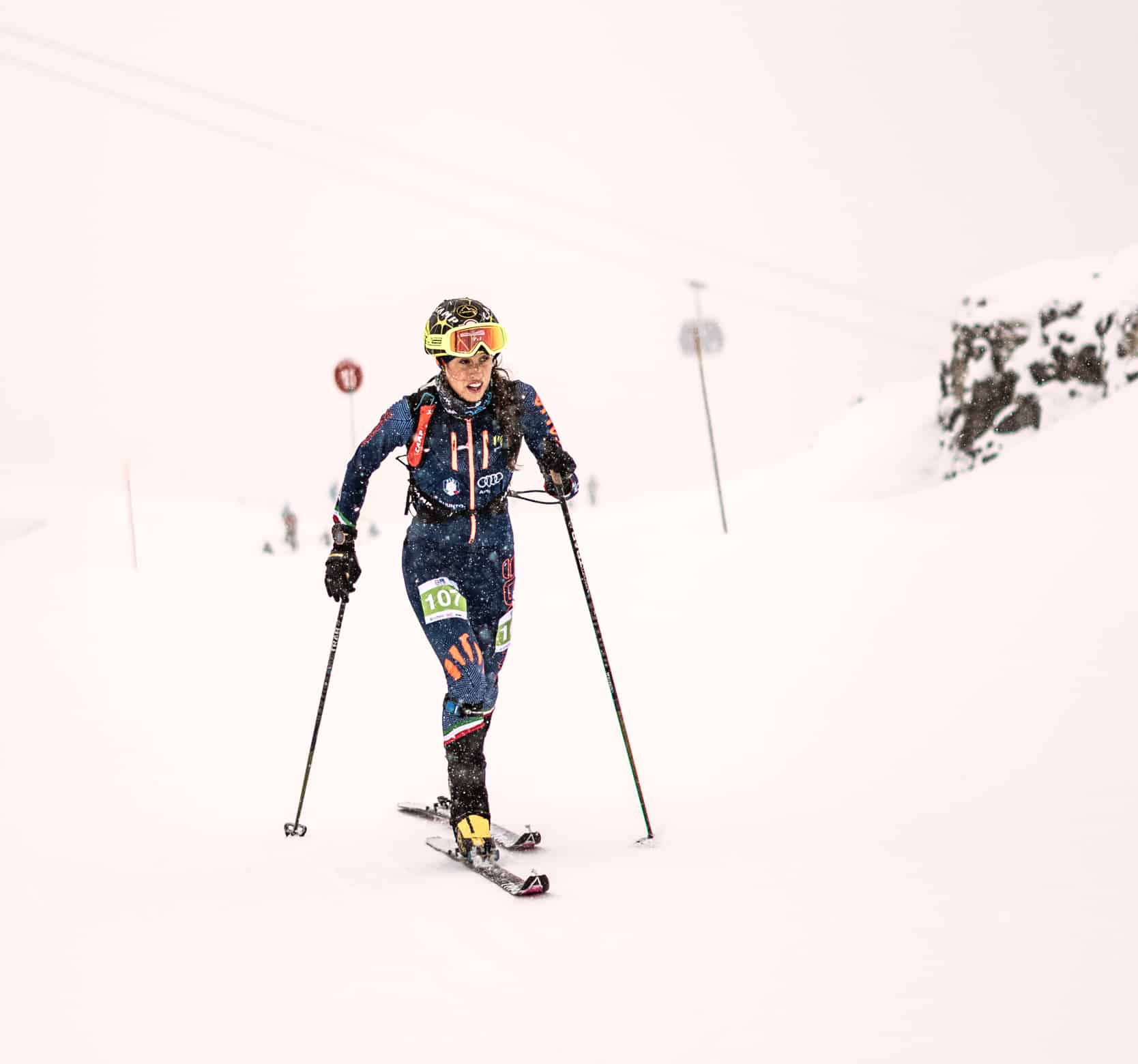 Giulia Murada durante competizione tormenta neve