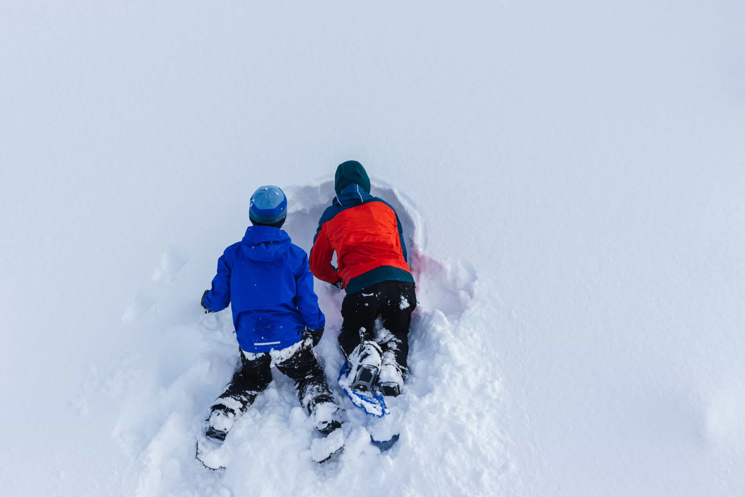 bambini sulla neve