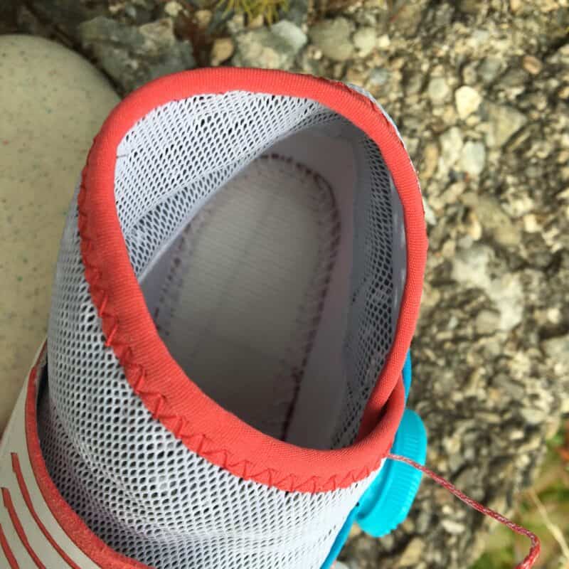 La Sportiva Jackal II BOA W - Dettaglio del collarino SpiyralFit in Ariaprene multistrato