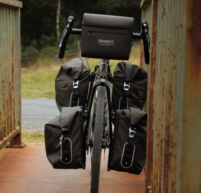 Bici gravel con borse da cicloturismo - Soluzioni per il bikepacking in gravel