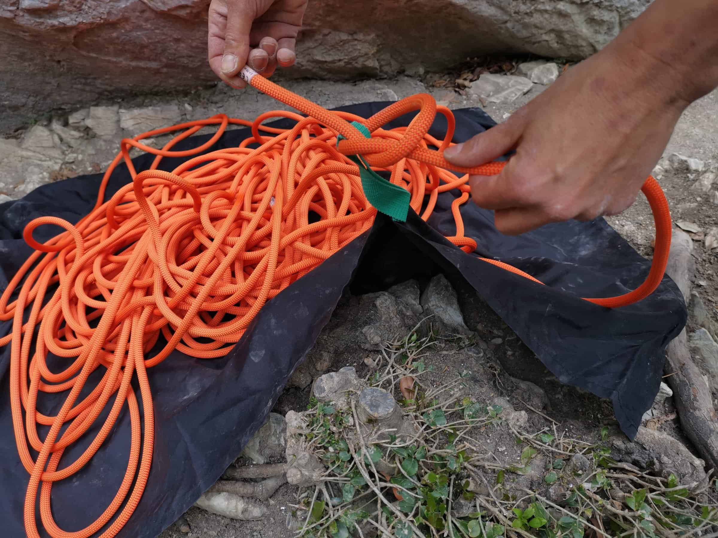 Cousin Dura Dura 9.5 - Nodo di sicurezza sul telo porta corda