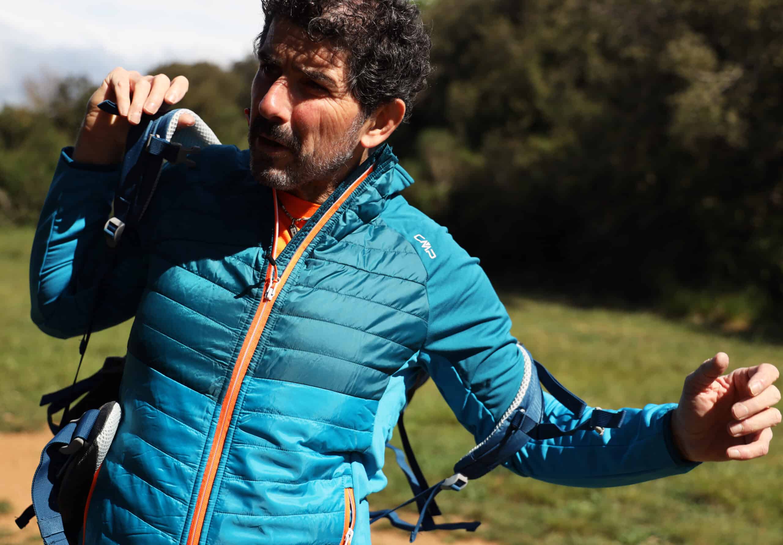 Il secondo strato termico dell'outfit trekking da uomo di CMP.