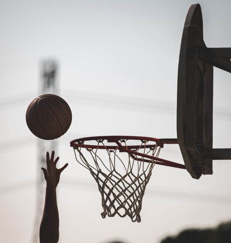 ITAS Active copre le attività di pallacanestro amatoriali.
