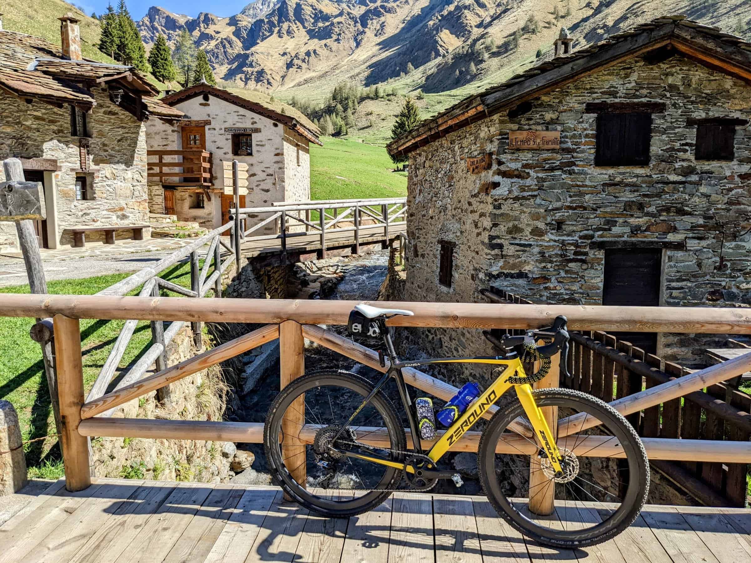 Gravel e baite in pietra