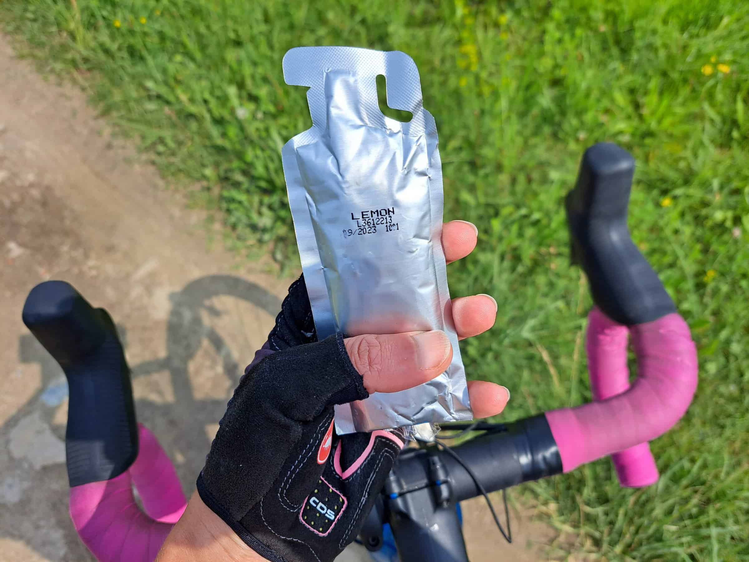 Gel energetico - Consigli alimentari per affrontare un cicloviaggio in gravel