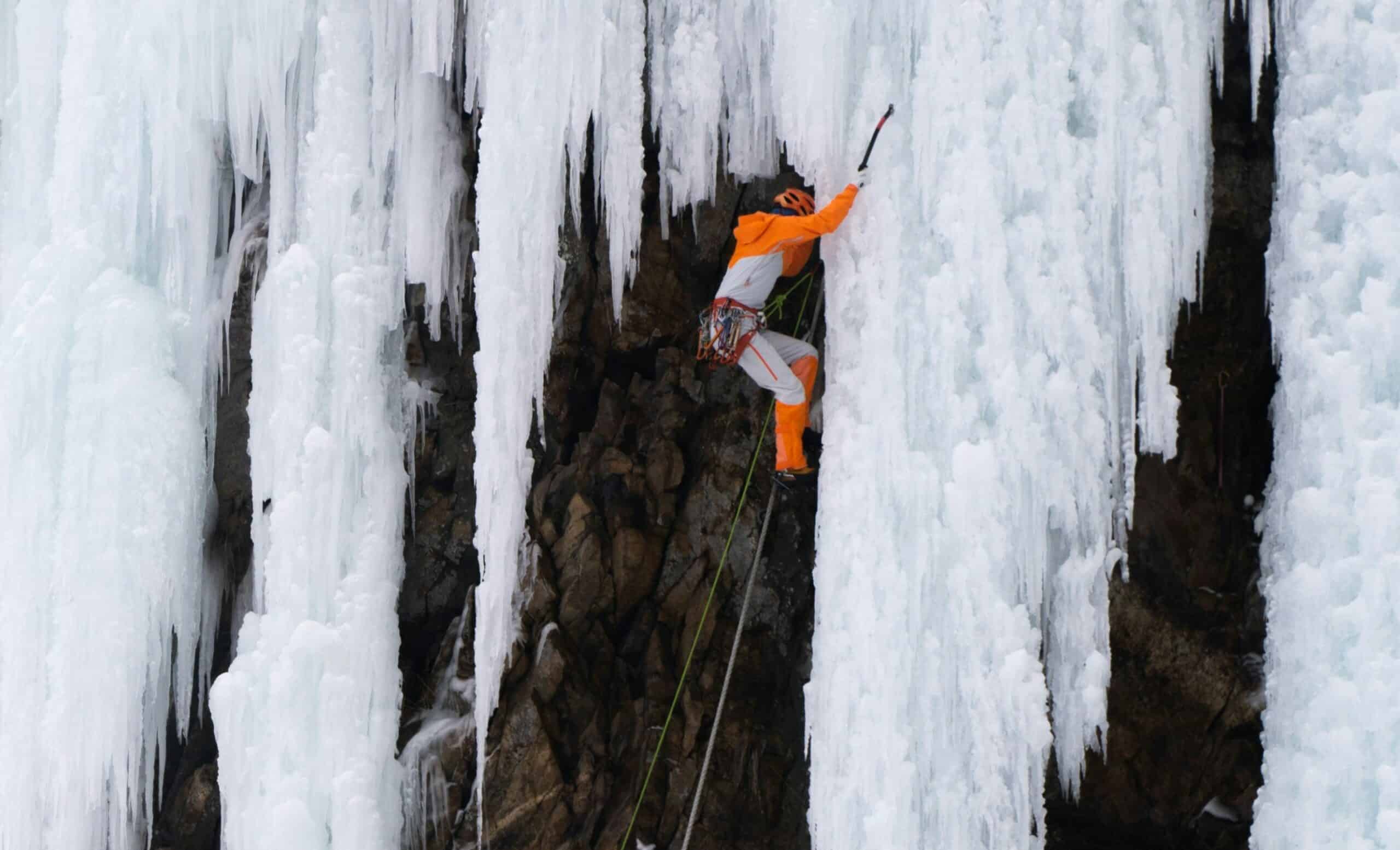 Arrampicata su ghiaccio e su roccia
