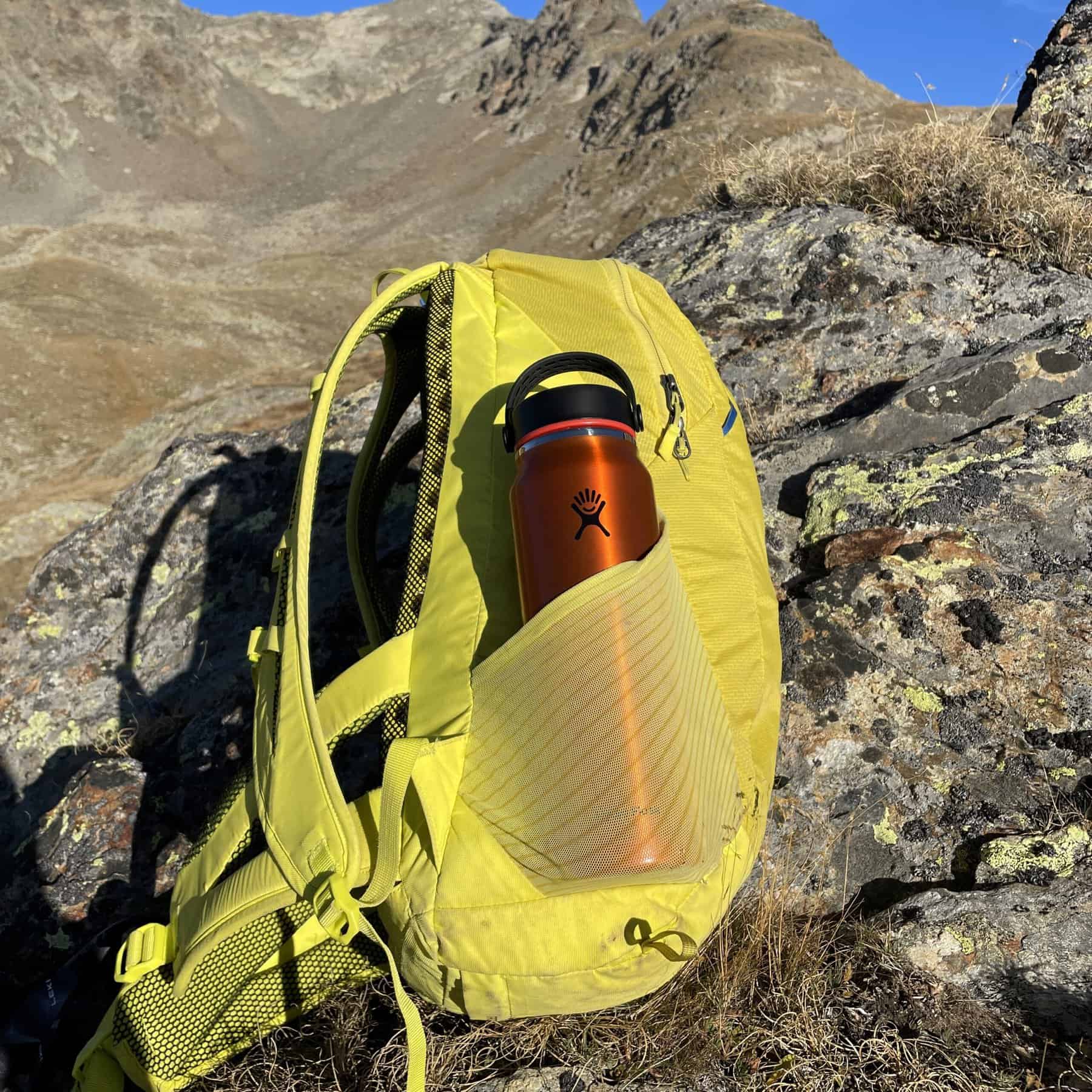 Hydro Flask Lightweight Wide Mouth Trail  Series trasportabile con tasche laterali dello zaino