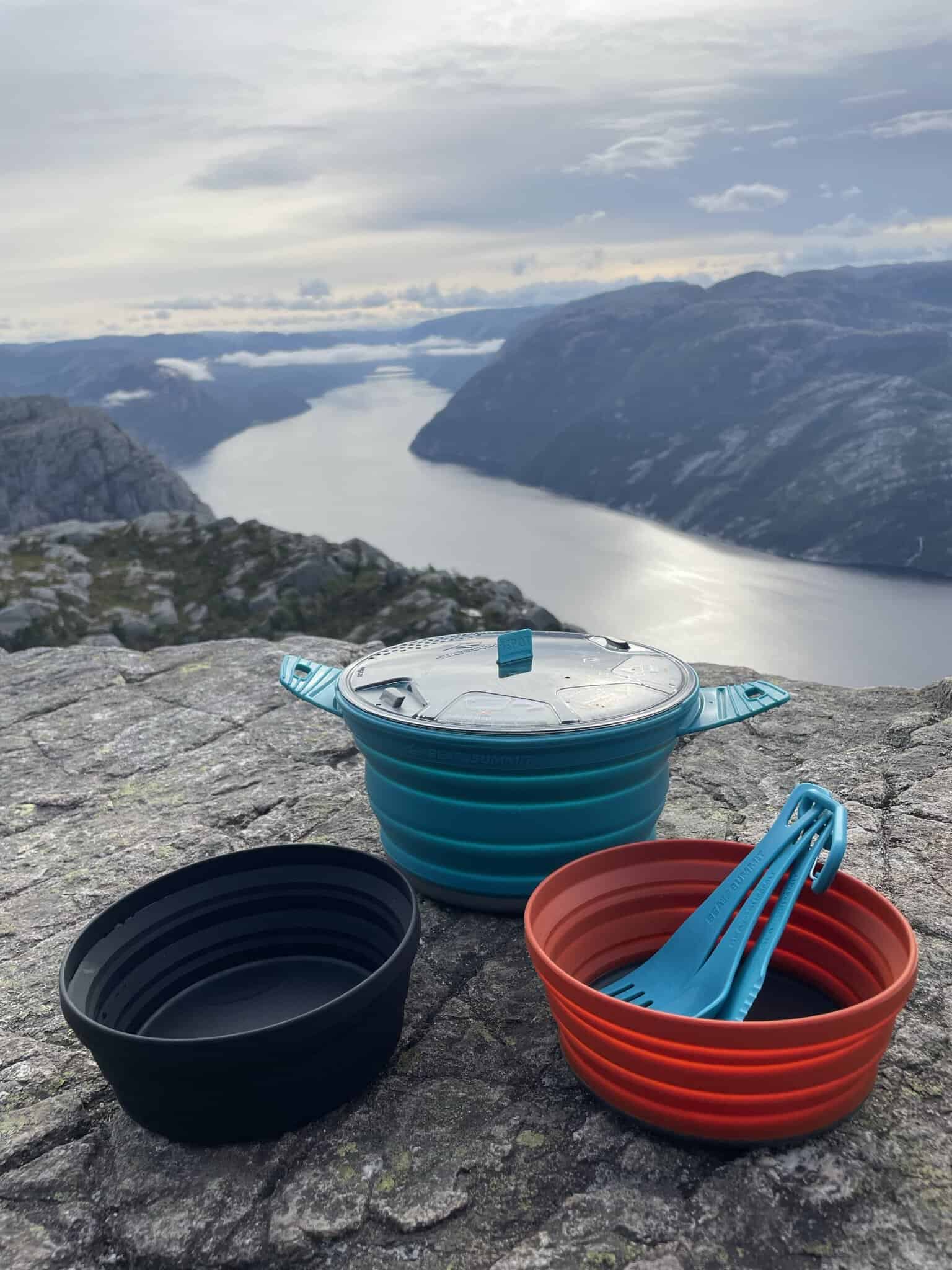 cosa portare in vacanza in van Vista Sea to Summit X-Pot, X-Bowl dal Preikestolen, Norvegia