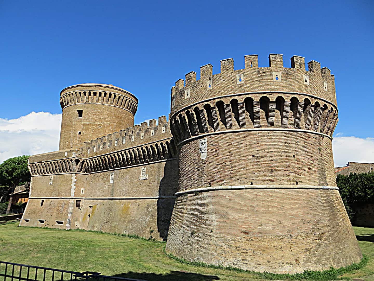 Il Castello di Ostia Antica. Foto di Mister No da wikimedia