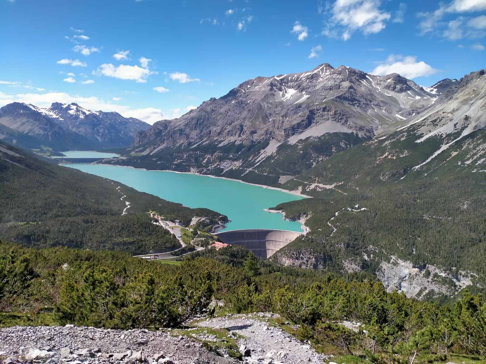 I laghi di Fraele con l'imponente diga.
