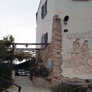 Itinerario Noli Final Pia, trattoria La Grotta.