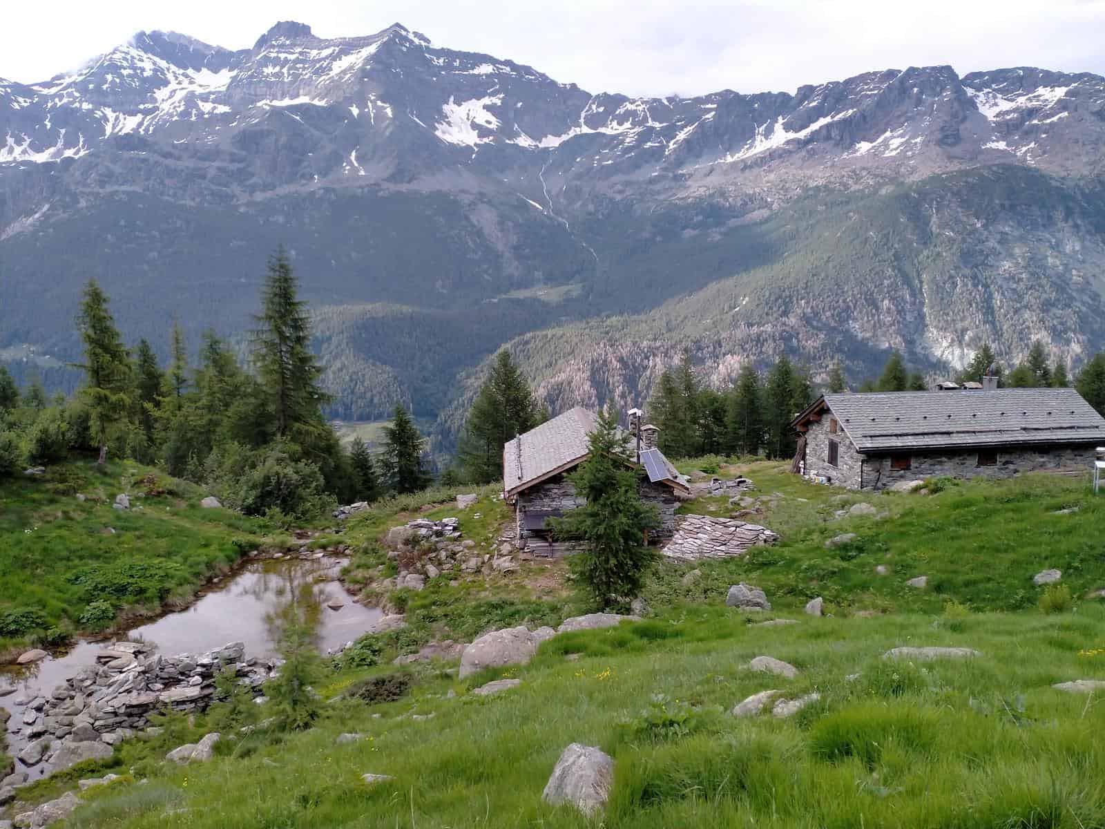 Il panorama dal Bivacco Alpini.