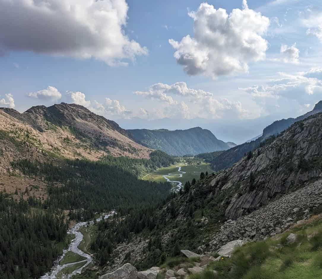 Vista sulla valle di Sasso Bisolo.