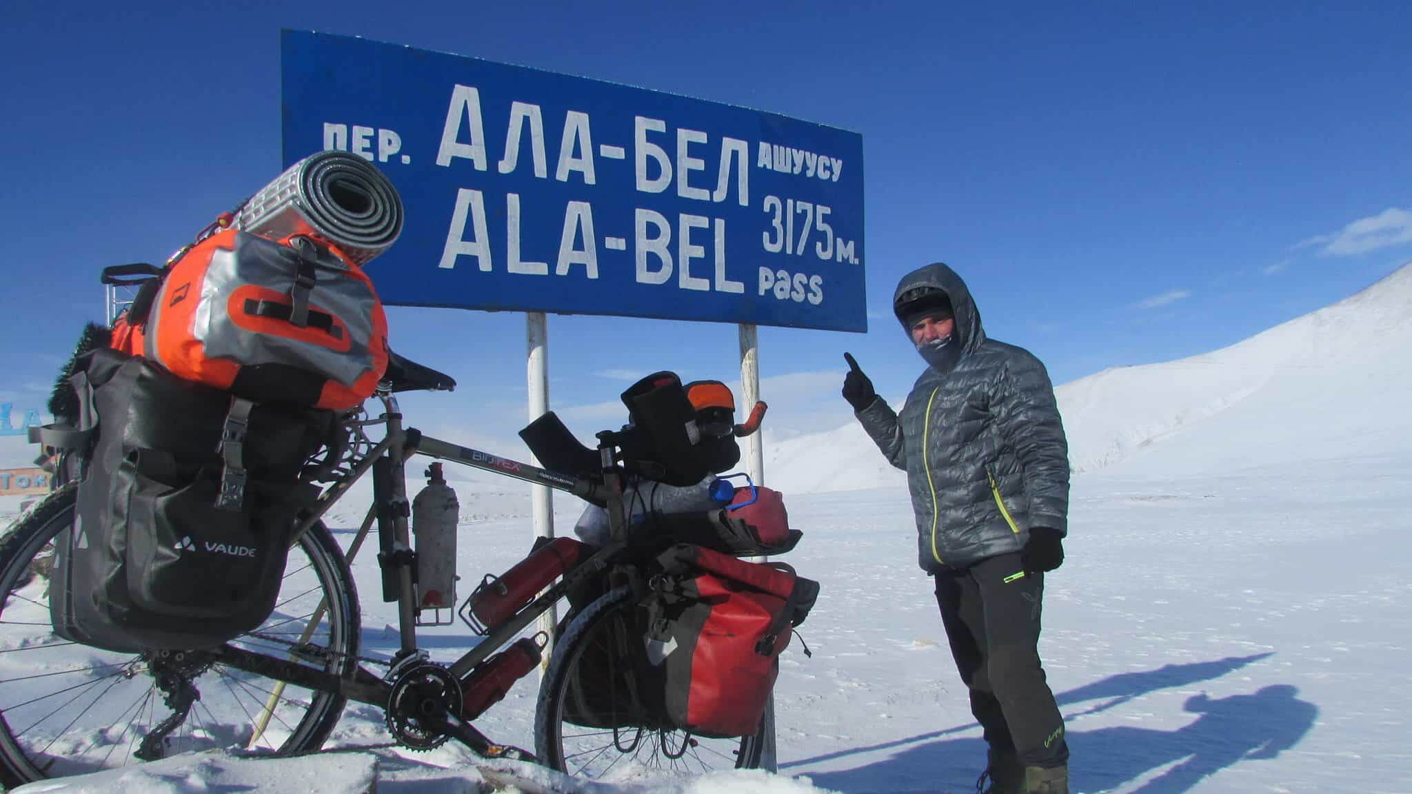 Lorenzo Barone in Khirghistan, Ala Bel pass Pamir Highway