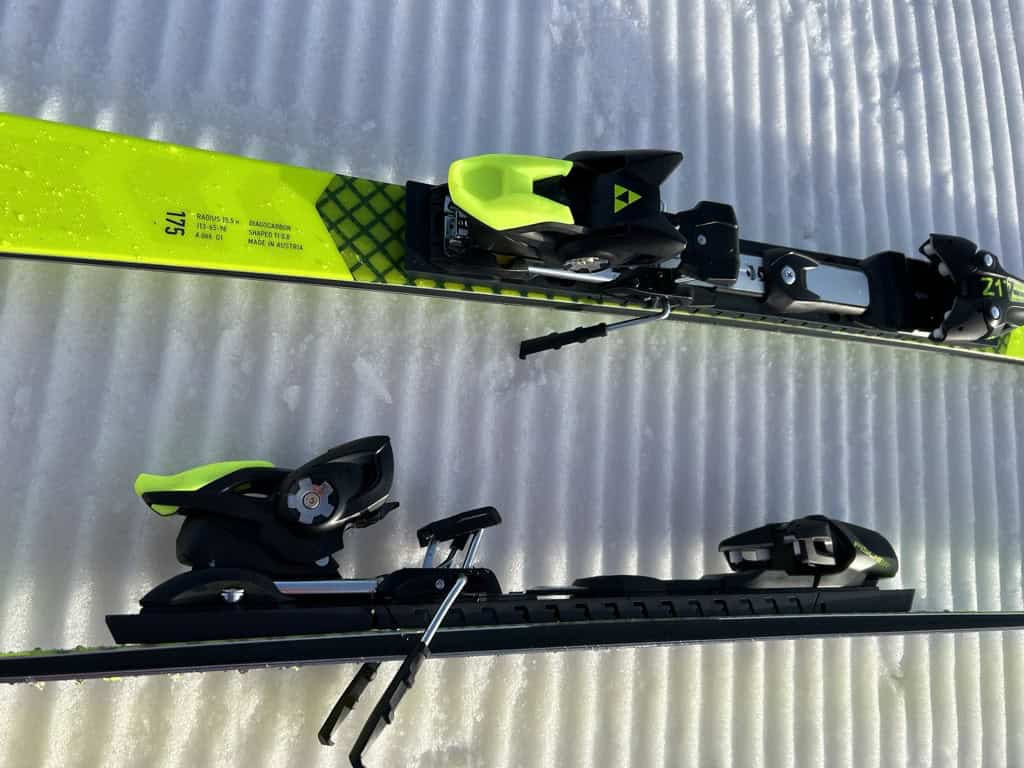Vista attacco FISCHER RC4 WORLD CUP CT M-PLATE