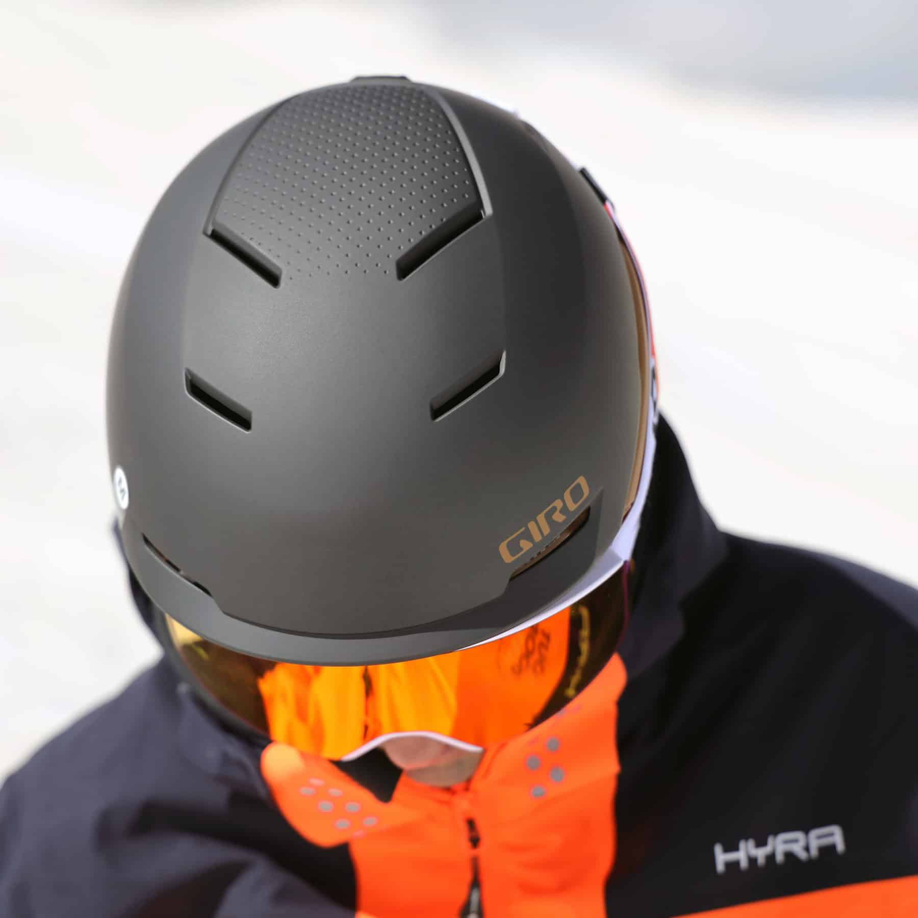 Casco Giro Tenet, feritoie di ventilazione sulla calotta.